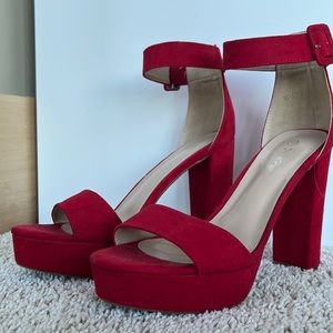 GREAT CONDITION red platform heels